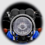 Yamaha YBR 125 G Motor Bike halogen headlight view
