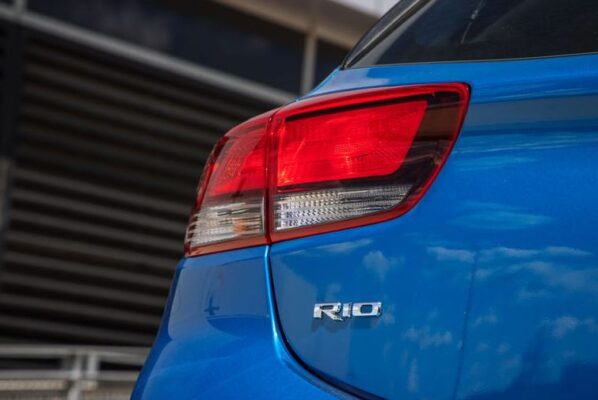 KIA Rio 4th Generation Hatchback tail light close view