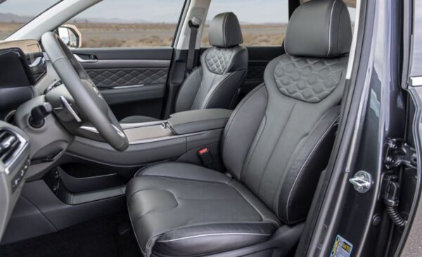 Hyundai Palisade SUV 1st Geneation front seats view