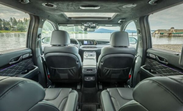 Hyundai Palisade SUV 1st Geneation full interior cabin view