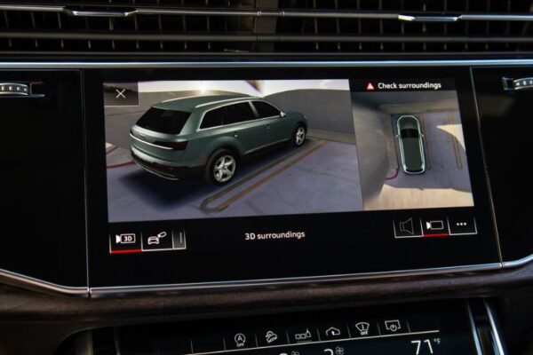 Audi Q7 SUV 2nd Generation Facelift infotainment screen view