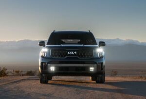 Kia Telluride SUV 1st Generation facelift front led headlams and fog lamps