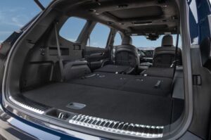 Kia Telluride SUV 1st Generation facelift luggage area with all seats folded