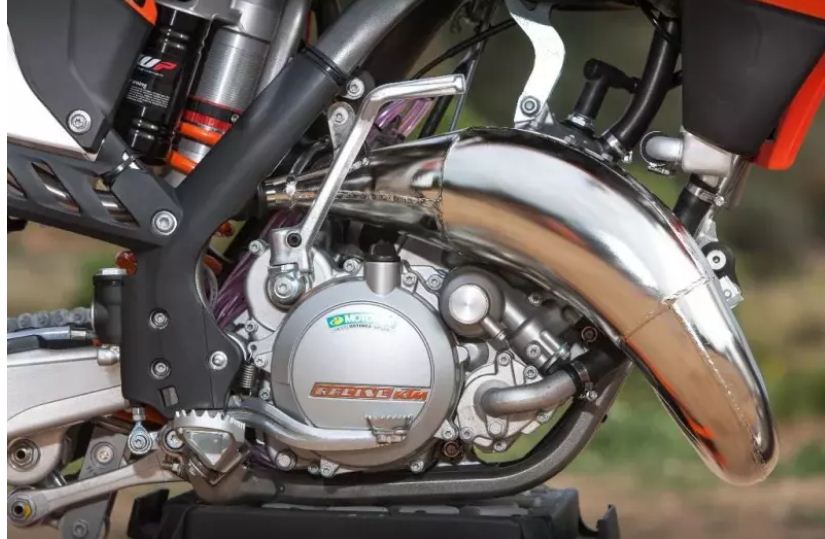 ktm 125 SX off road sports motorcycle engine view