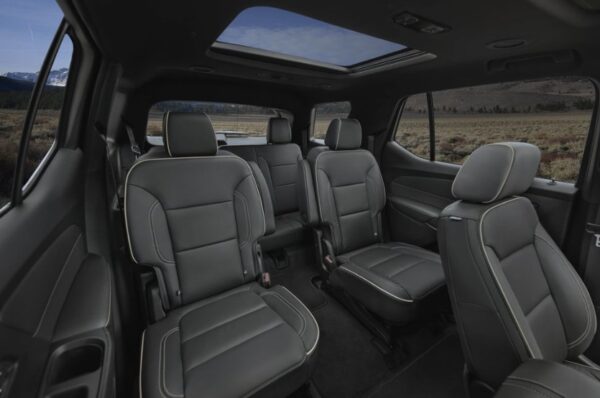 Chevrolet Traverse SUV 2nd Generation facelift full interior view all seats