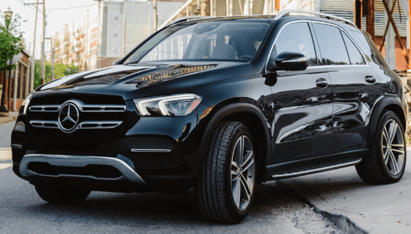 Mercedes Benz GLE Class SUV 4th Generation in black full front view