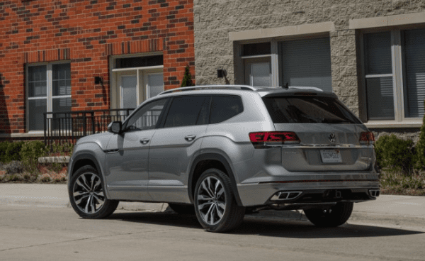 Volkswagen Atlas SUV 1st Generation side and rear view