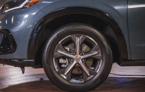 Honda HRV SUV 3rd Generation wheel design view