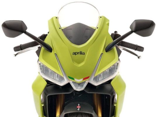 Aprilia RS 660 sports bike front view and headlamps
