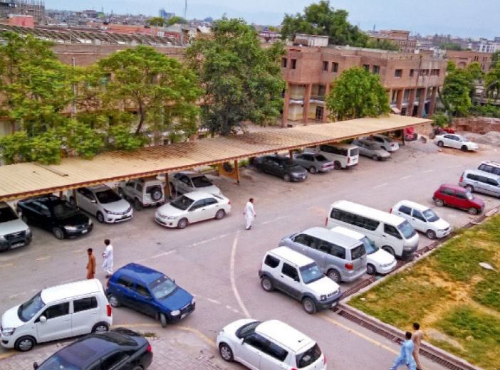 Efforts Underway to Alleviate Traffic Congestion in Murree with Construction of New Parking Plazas