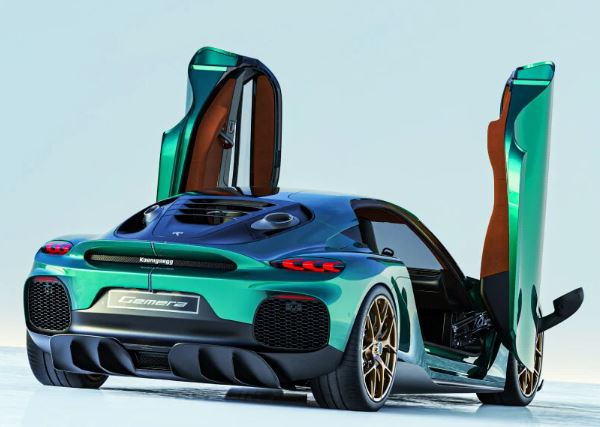 koenigsegg gemera the world's first 4 seater sporty megacar feature image