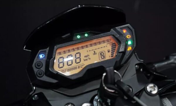 Benelli 251S Sports Motorcycle instrument cluster view