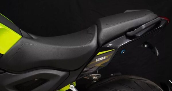 Benelli 251S Sports Motorcycle seat design view