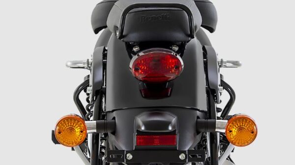 Benelli Imperiale 400 retro Cruiser Motorcyle tail light close view