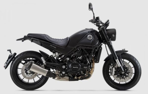 Benelli Leoncino 500 Scrambler Motorcycle black color