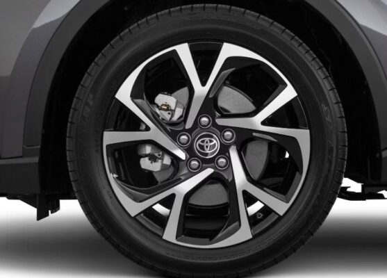Toyota CHR SUV 1st Generation wheel design