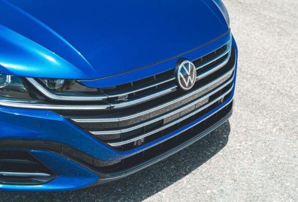 Volkswagen Arteon Hybrid Sedan 1st gen front grille close view