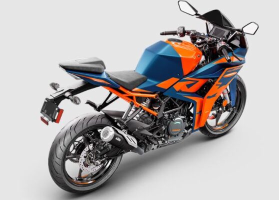 KTM RC 390 Sports Bike side and rear view