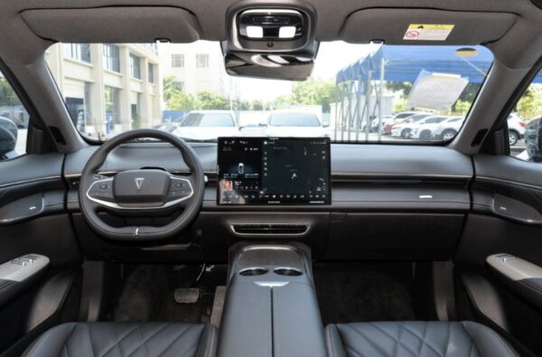 Deepal's S7 520Pro Electric SUV front cabin interior view