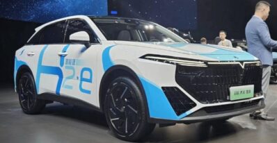 Hydrogen SUV V Online by Venucia for China