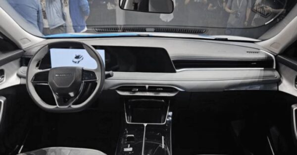 Hydrogen SUV V Online by Venucia front cabin interior view