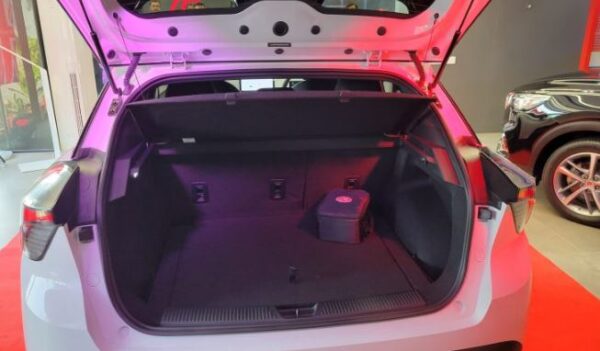 MG 4 EV Electric Sedan luggage space view