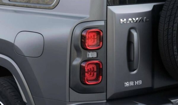 Haval Unveils Second Generation Diesel H9 SUV tail lights