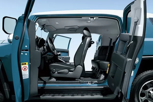 Toyota FJ Cruiser comfort-and-security