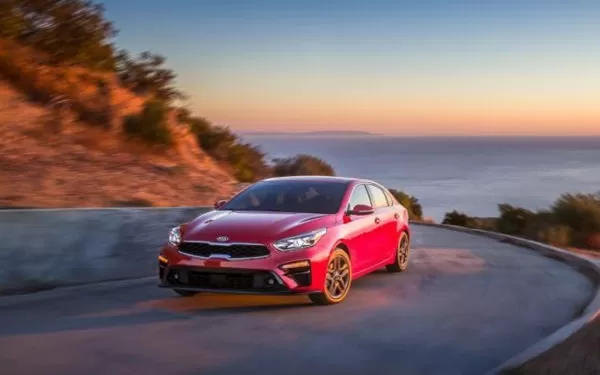 Kia-Forte-2019-front---Detroit-auto-show-2018