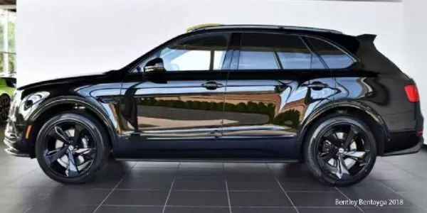 Bentley-bentayga-2018-side-image 1