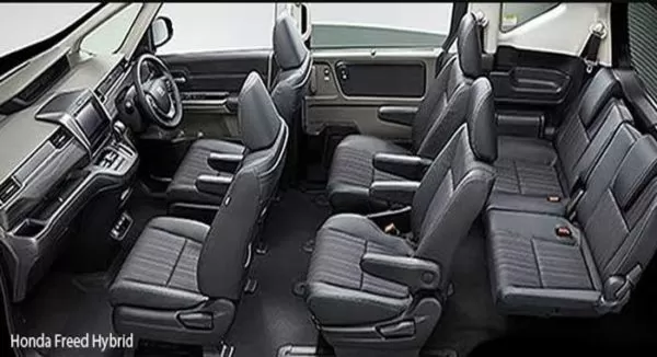 Honda-Freed-Hybrid-2018-interior