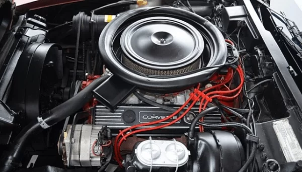 is carburetor Engine better?