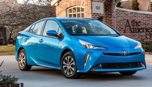 toyota prius 2019 Title Image