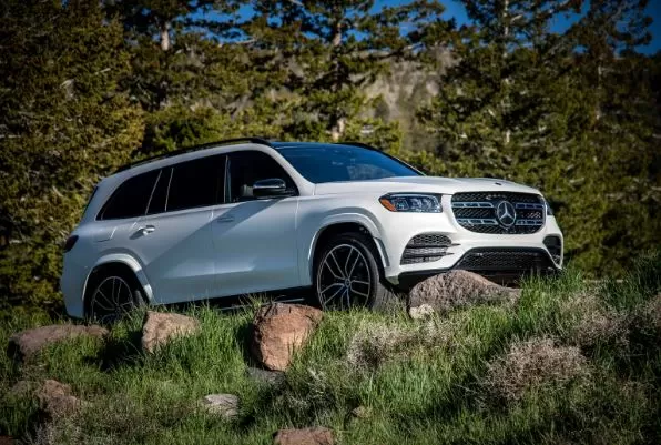 2020 Mercedes Benz GLS side view