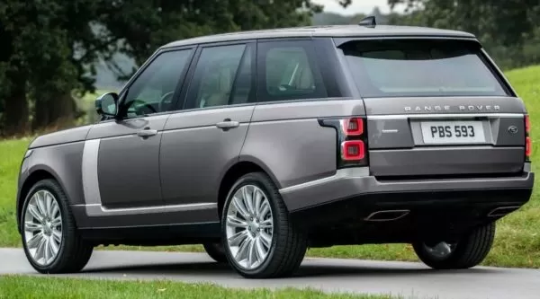 2020 Range Rover vogue rear view