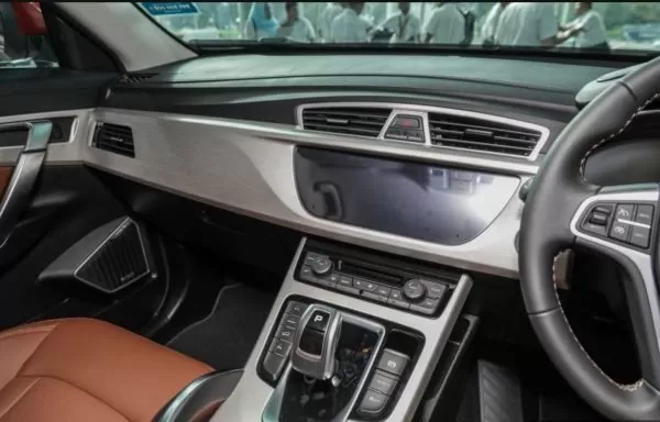 2020 Proton X 70 infotainment screen, transmission & dashboard view