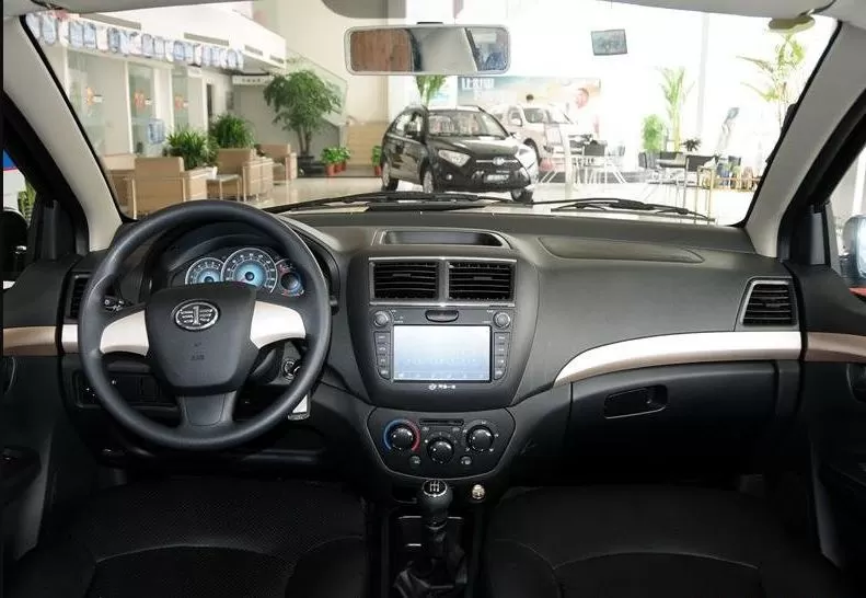 2018 faw Vita V5 with infotainment screen