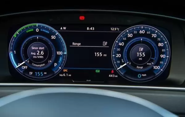 2020 Volkswagen E-Golf information cluster close view