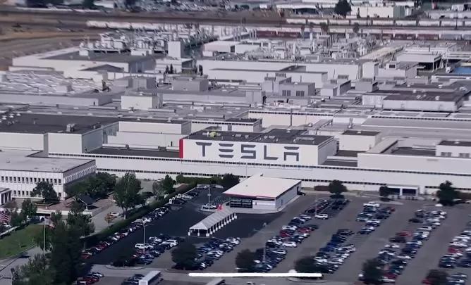 Tesla is the True Factory of the Future - The Way Tesla’s factory Work