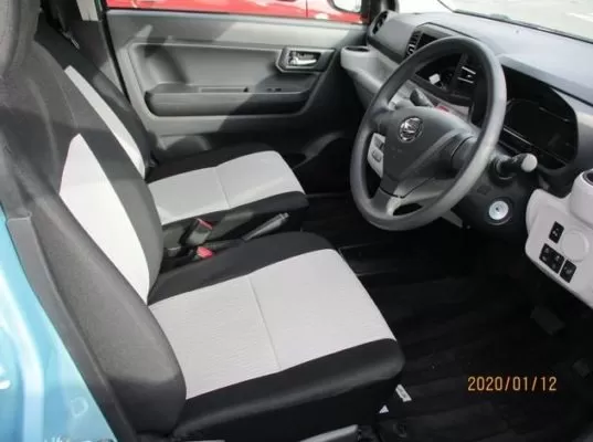 8th Generation Daihatus Mira front seats
