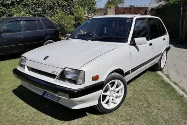 sporty looking limited edition Suzuki Khyber
