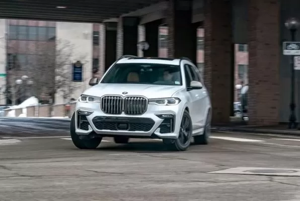 1st Generation BMW X7 SUV front view
