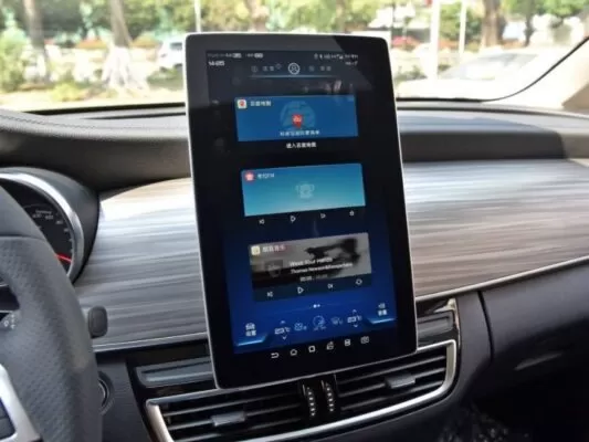 1st Generation BYD Song Max PHEV vertically infotainment screen view