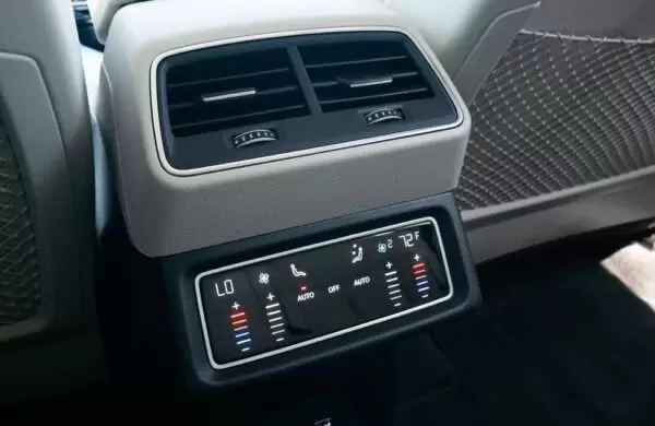 1st generation Audi E tron Electric SUV Rear air vents