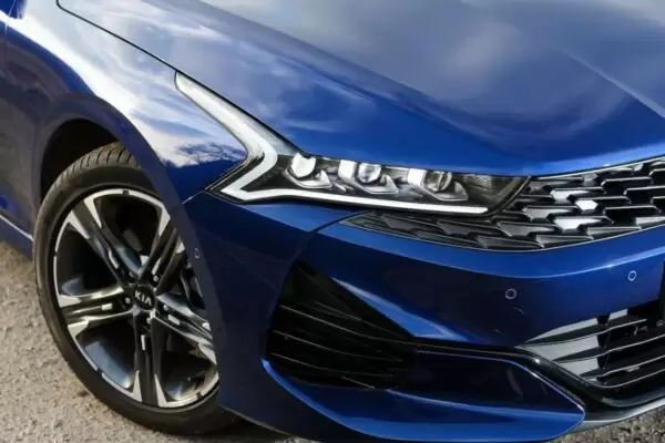 5th Generation KIA optima Sedan Blue front headlamps