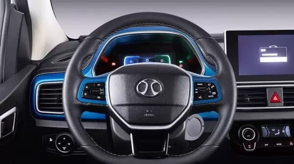 1st Generation BAIC EC3 EV hatchback steering wheel