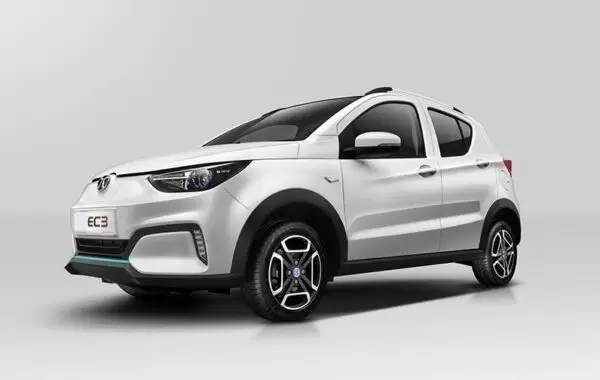 1st Generation BAIC EC3 EV hatchback white side view