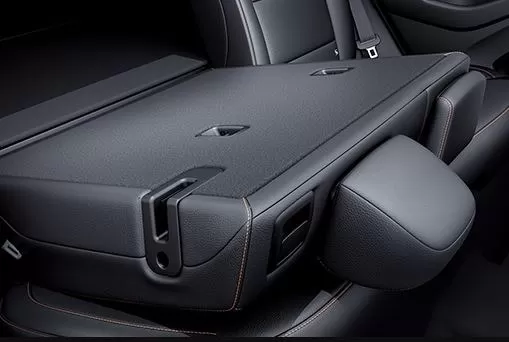 1st Generation Hyundai Ioniq Hybrid sedan Rear folded seat