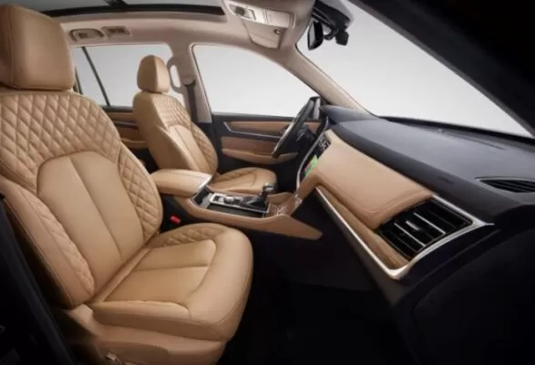 1st Generation MG RX8 SUV front seats view