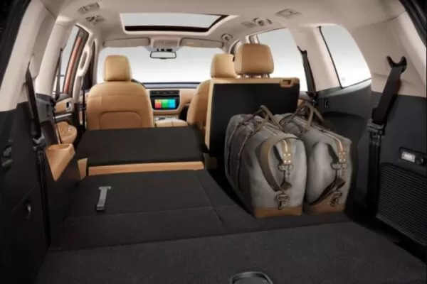 1st Generation MG RX8 SUV luggage area view